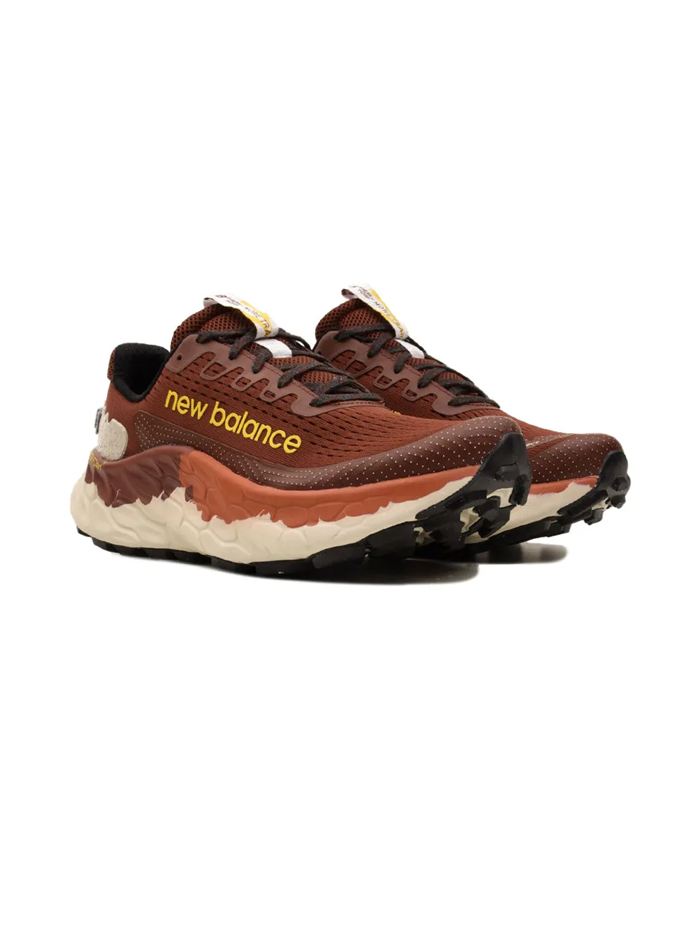 Scarpa Uomo New Balance Trail v3 con calzatura avvolgente
