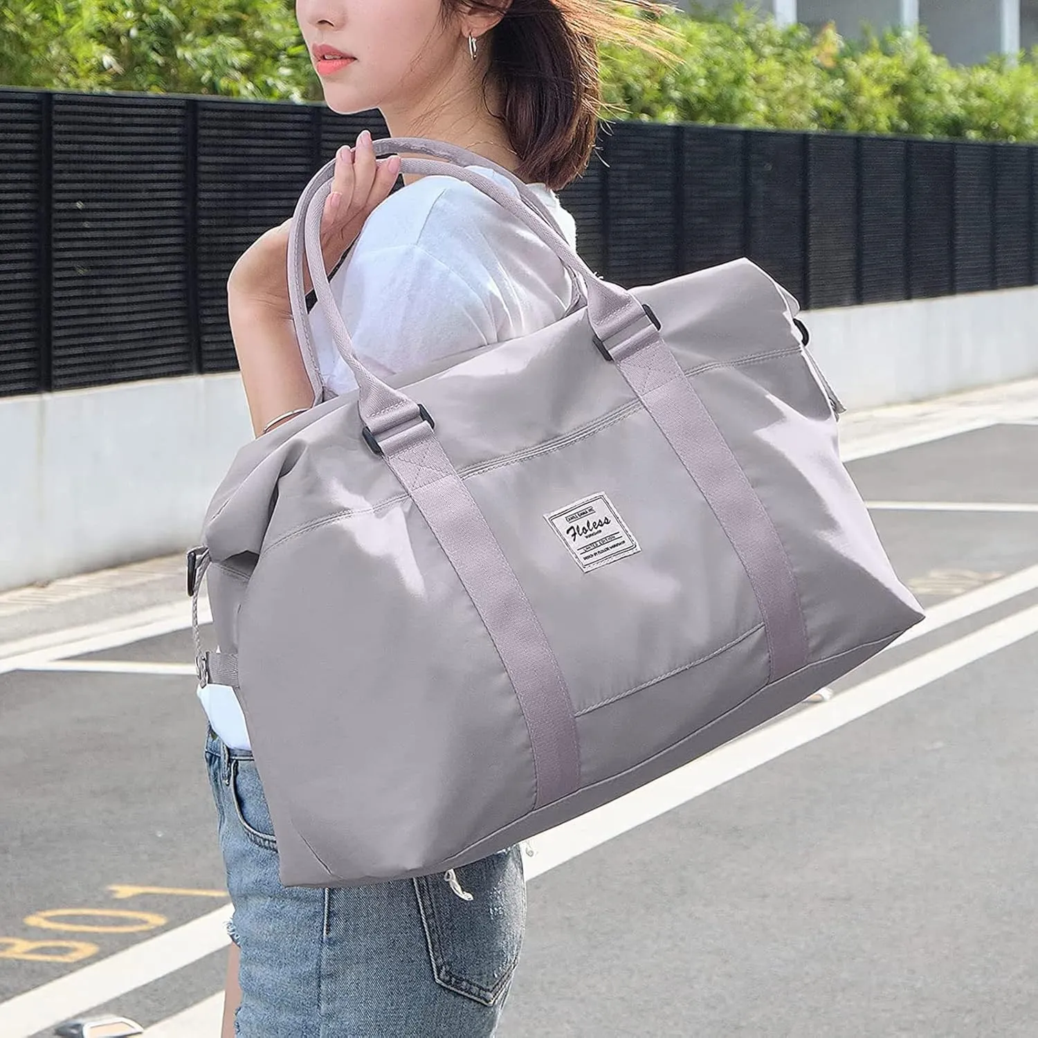 Sport Travel Duffle Bag Large Gym Tote Bag for Women, Weekender Carry on Bag for Airplane, Ladies Beach Overnight Bag Luggage Bag with Wet Pocket Grey